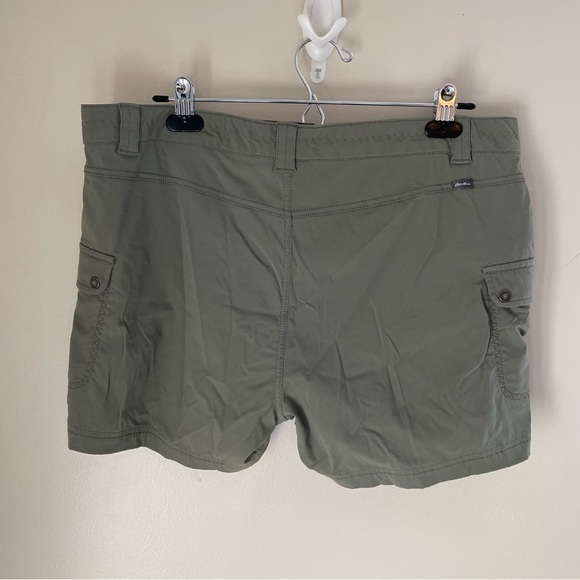 EDDIE Bauer Womens Olive Green Cargo Shorts Outdoor Casual Nylon, Size 14 - Picture 2 of 6
